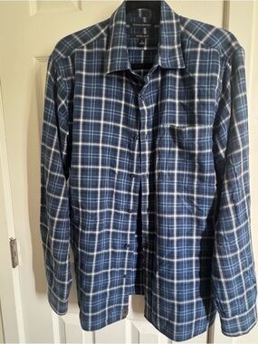 Banana Republic Navy and Light Blue Plaid Untucked Shirt